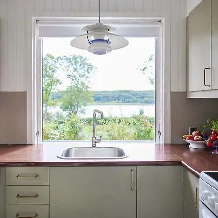House With Beautiful Water View In Natural Setting *
