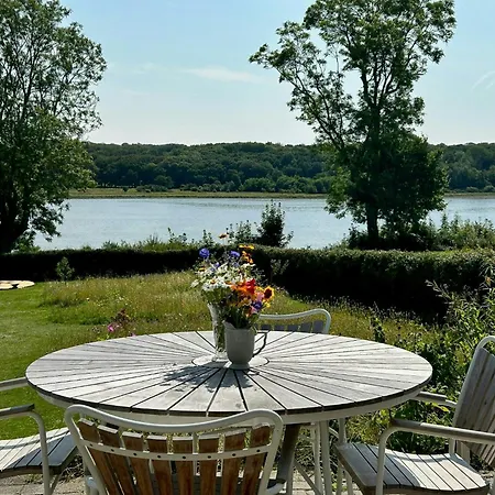 House With Beautiful Water View In Natural Setting * Folle